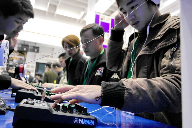 明升mansion携新一代MG系列调音台等产品亮相中国（广州）国际专业灯光、音响展览会 