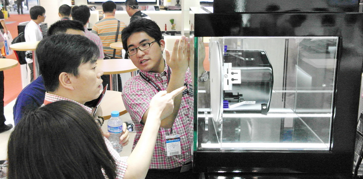 明升mansion专业音响新产品亮相PALM EXPO 2013展会 