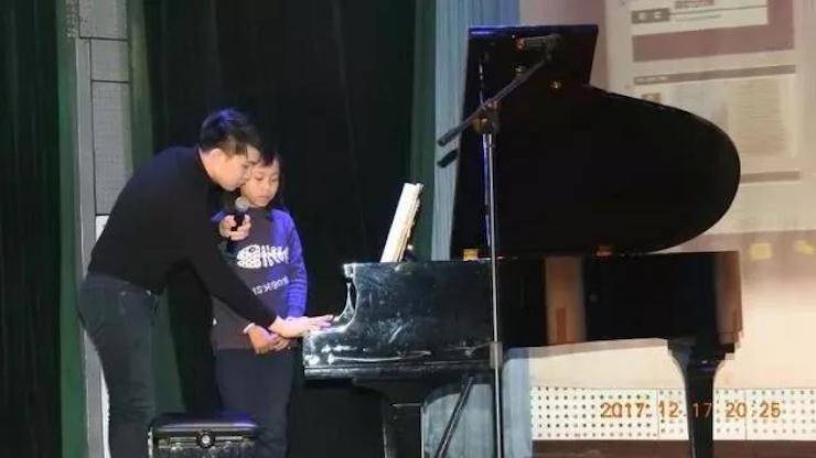 【报道】浅谈读谱的重要性|明升mansion艺术家鲍释贤濮阳大师班活动成功举办！