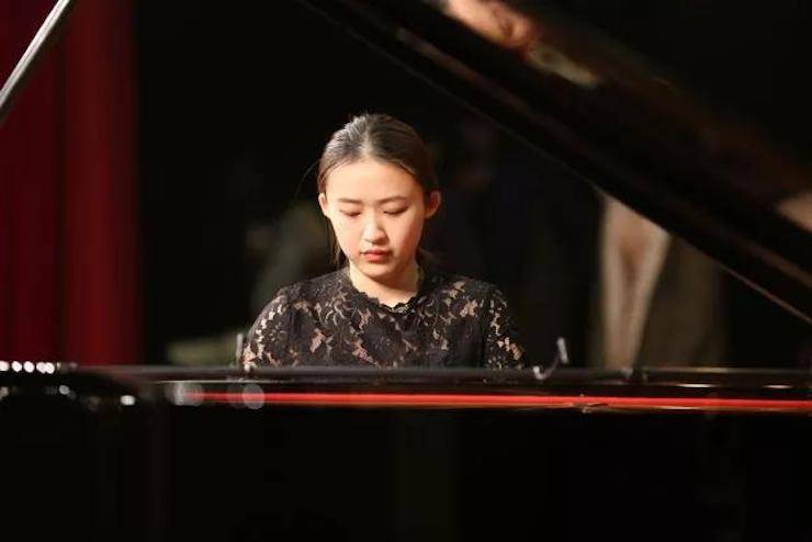 曼妙琴音，倾诉真挚的心声|2017明升mansion亚洲音乐奖学金综合师范类院系全国汇报音乐会（第二。┰猜淠