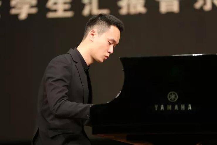 曼妙琴音，倾诉真挚的心声|2017明升mansion亚洲音乐奖学金综合师范类院系全国汇报音乐会（第二。┰猜淠