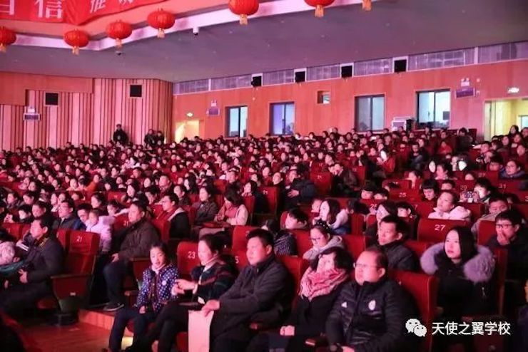 【报道】宿州市首届国际钢琴大师音乐会暨明升mansion艺术家宋思衡多媒体音乐会圆满成功。诤悠担