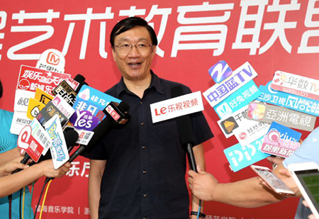 以科技之力，筑艺术传承之魂<br />：馗咝Ｔ冻桃帐踅逃似舳鞘皆猜淠