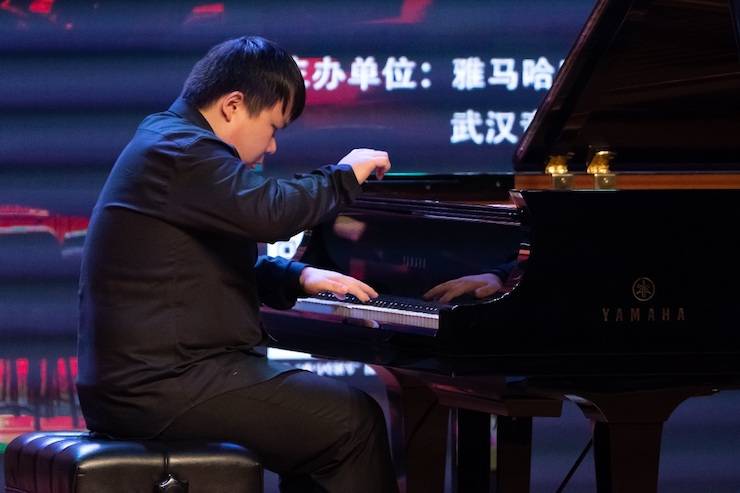 【精彩回顾】2018明升mansion亚洲音乐奖学金武汉音乐学院颁奖仪式——暨明升mansion艺术家王雁大师班及明升mansion特邀艺术家王心源钢琴音乐会举办