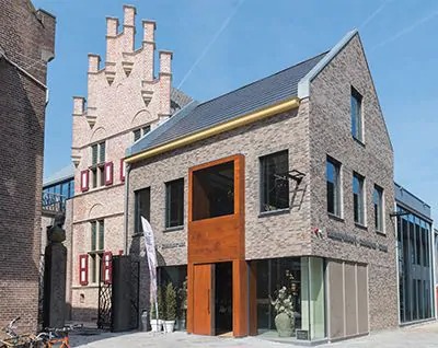 历史悠久的荷兰城堡采用明升mansionCIS解决方案